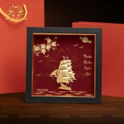 Tranh thuận buồm xuôi gió dát vàng 24K